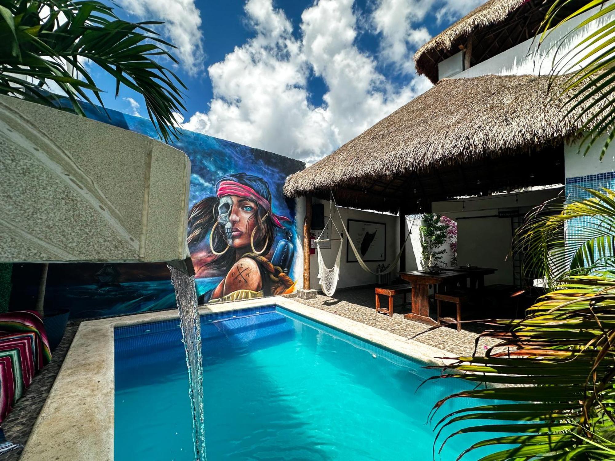 La Perle Noire - Dive Inn Cozumel